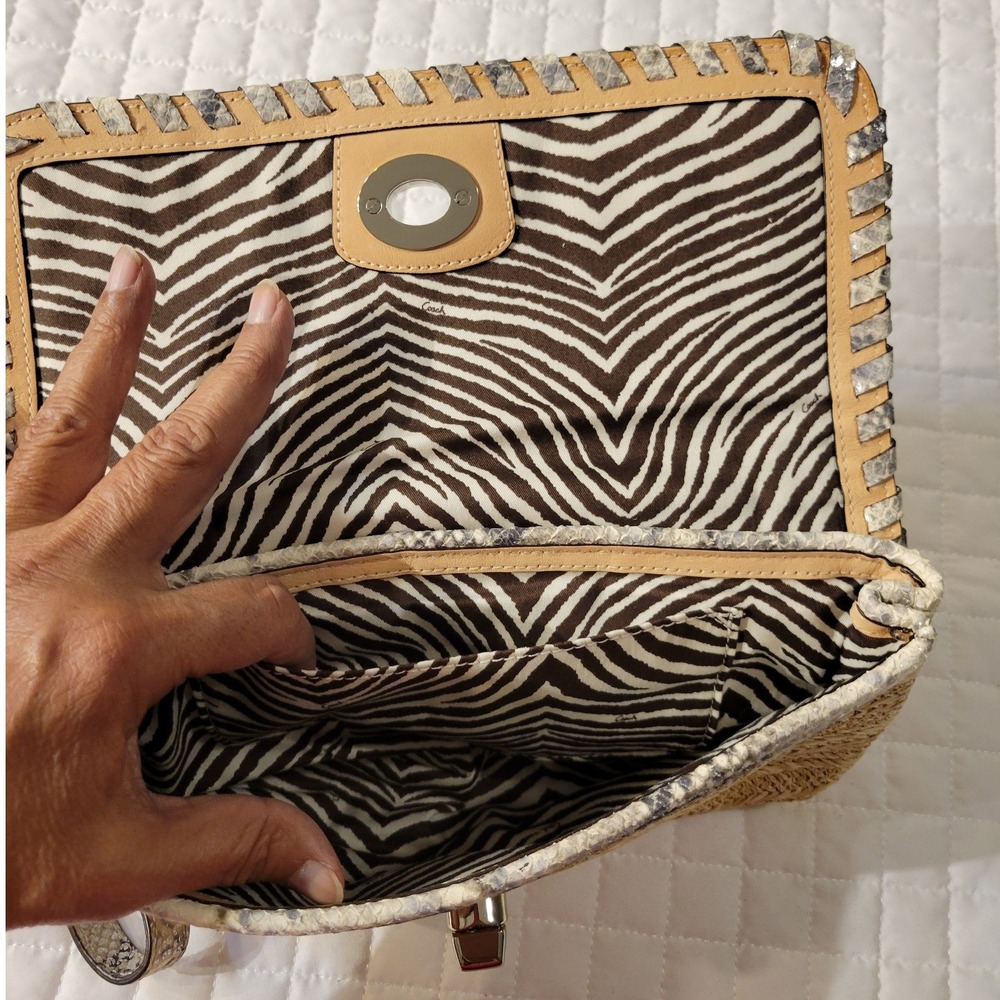 VTG Coach 47440 Hampton Straw Python Snake Leathe… - image 4